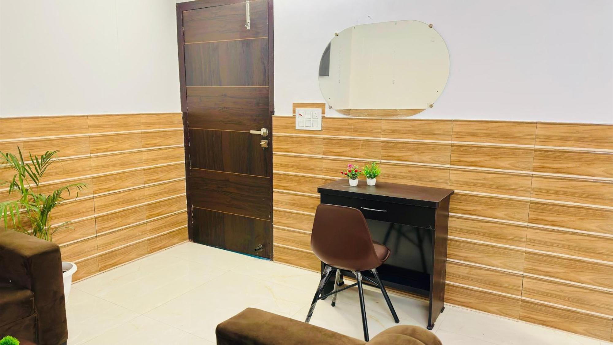 Dr White House - Noida Sector 18 Hotel Ngoại thất bức ảnh