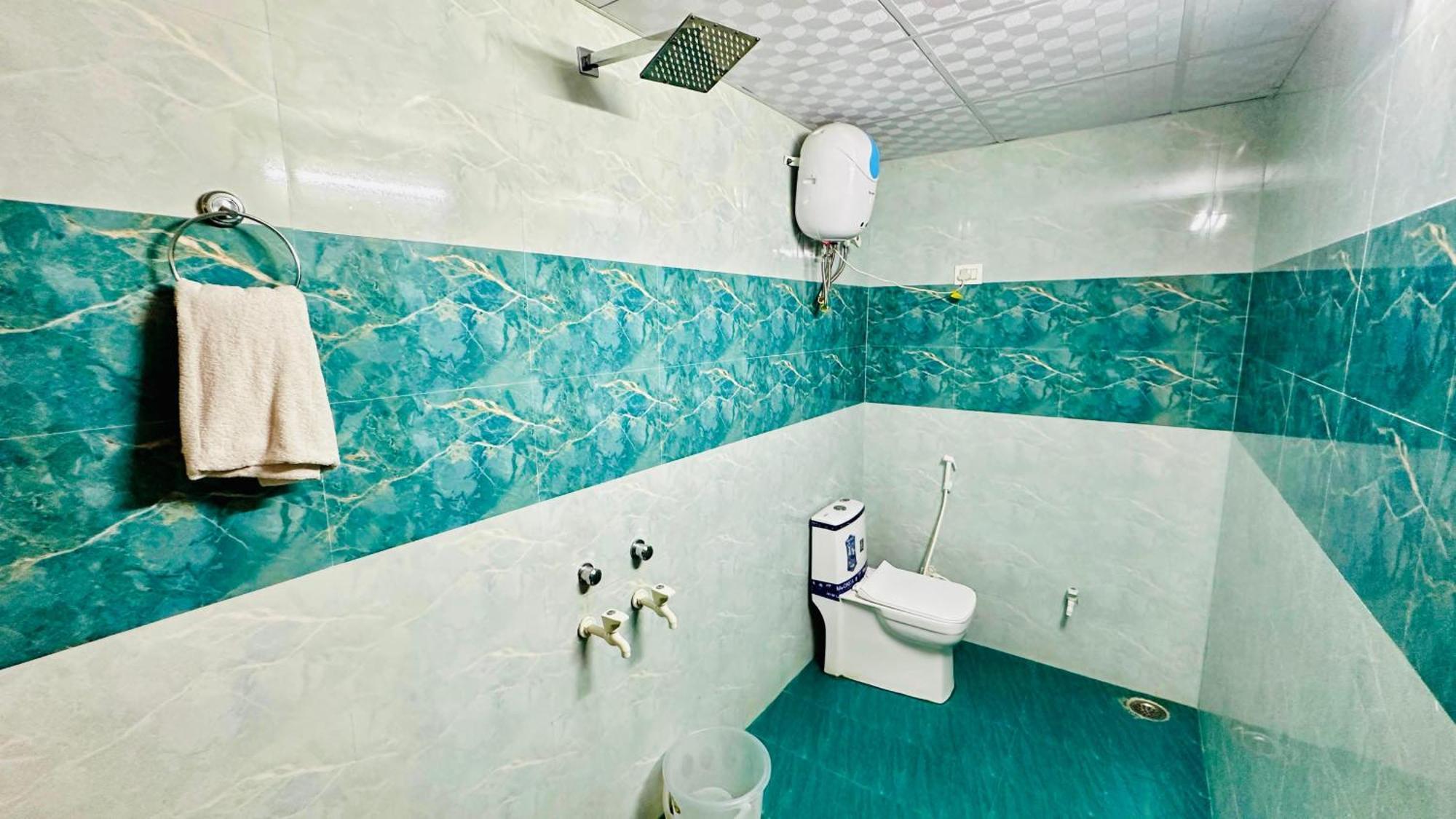 Dr White House - Noida Sector 18 Hotel Ngoại thất bức ảnh